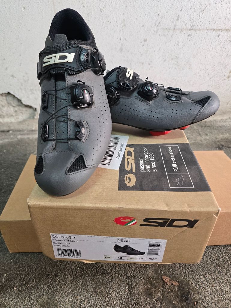 Used Sidi Genius 10 2025 bike — image 1 of 7