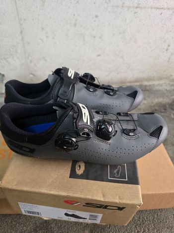 Used Sidi Genius 10 2025 bike — image 2 of 7