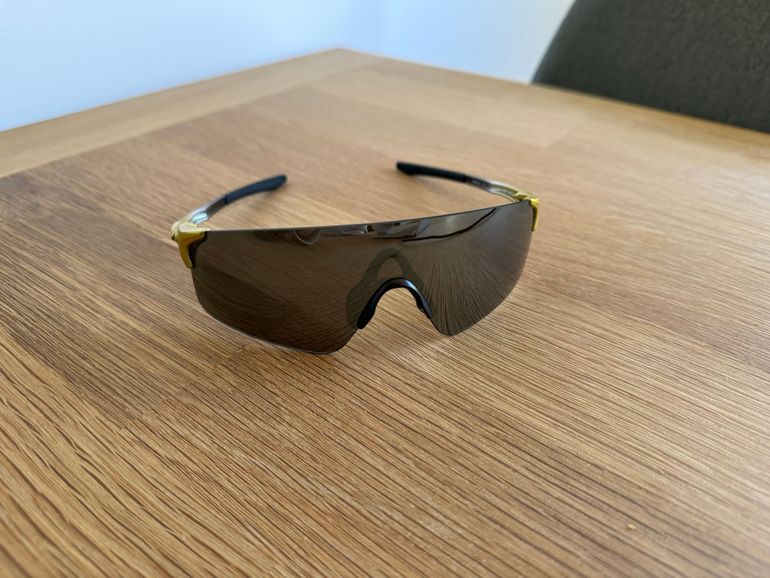 Used Oakley EVZero Blades Tour De France 2020 bike — image 1 of 5