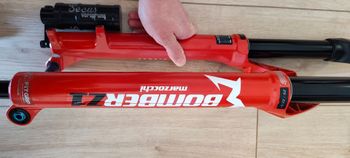 Used Marzocchi Bomber Z1 Suspension Fork 2020 bike — image 4 of 15