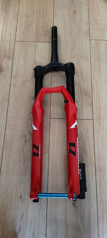 Used Marzocchi Bomber Z1 Suspension Fork 2020 Fork