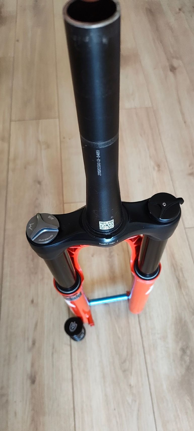 Used Marzocchi Bomber Z1 Suspension Fork 2020 bike — image 9 of 15