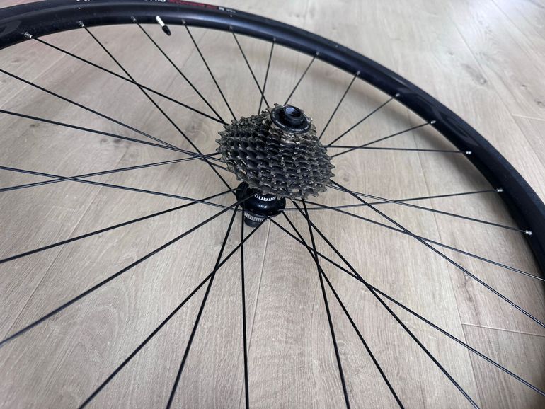 Used Shimano WH-RS171 650B Wheelset 2023 bike — image 4 of 6