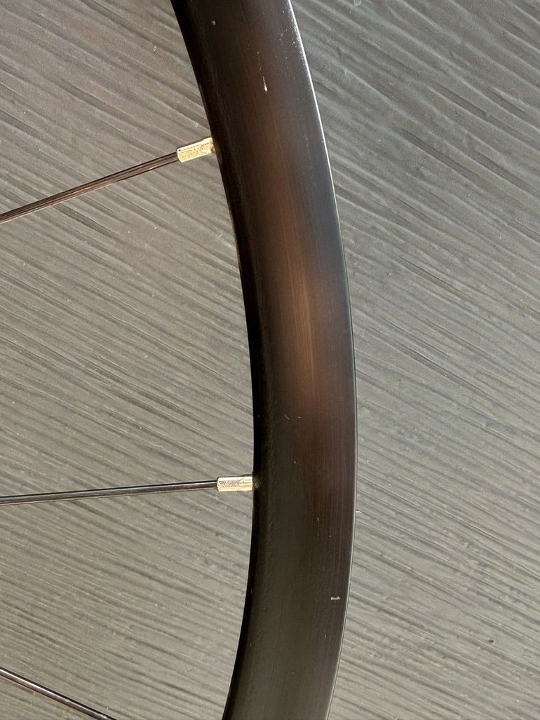 Used Bontrager Paradigm TLR Road Wheel Set bike — image 5 of 6