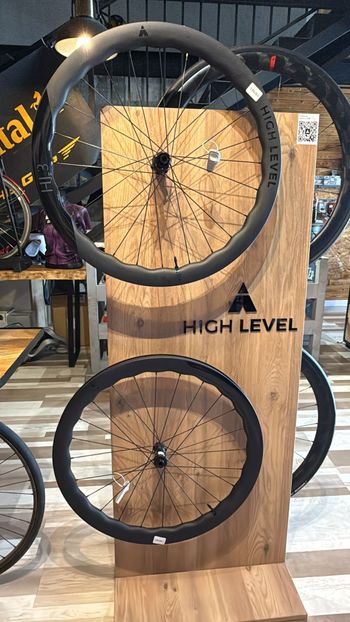 Used high level Ruedas bike