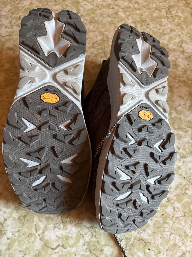 Used Hoka Anacapa 2 2025 bike — image 2 of 3