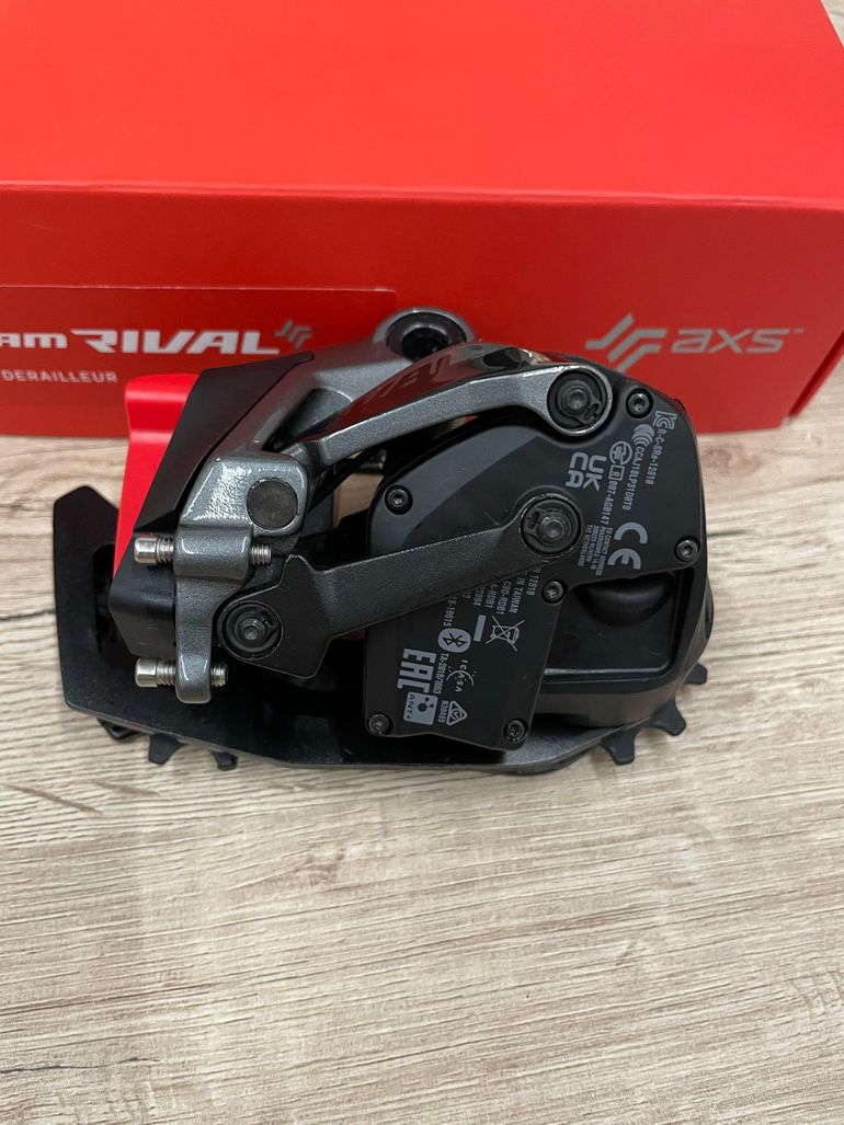 Used Sram Rival eTap AXS D1 Wireless 12v 2025 bike — image 8 of 8