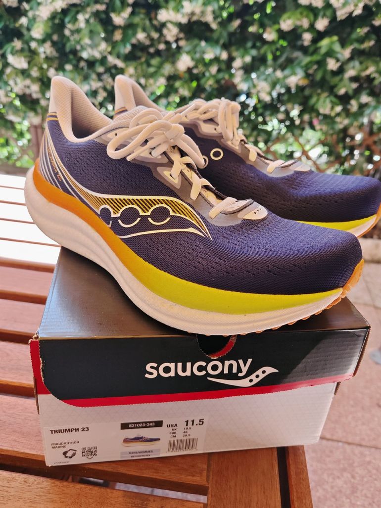 Used Saucony Triumph 23 2026 bike — image 1 of 9