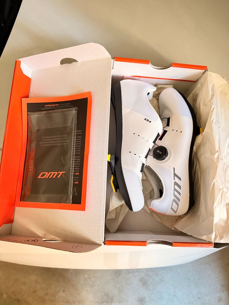 Used Dmt scarpe 2025 bike — image 7 of 9
