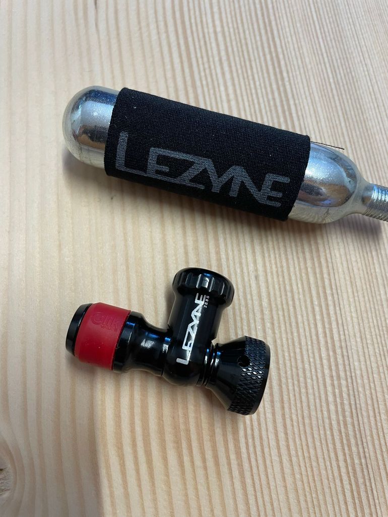 Used Lezyne Control Clik Drive CO2 Inflator 2026 bike — image 2 of 4