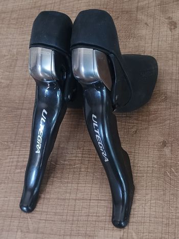 Used Shimano Ultegra ST-6700 2x10v bike