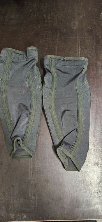 Used Fox Ellbow Pads 2024 bike — image 3 of 3