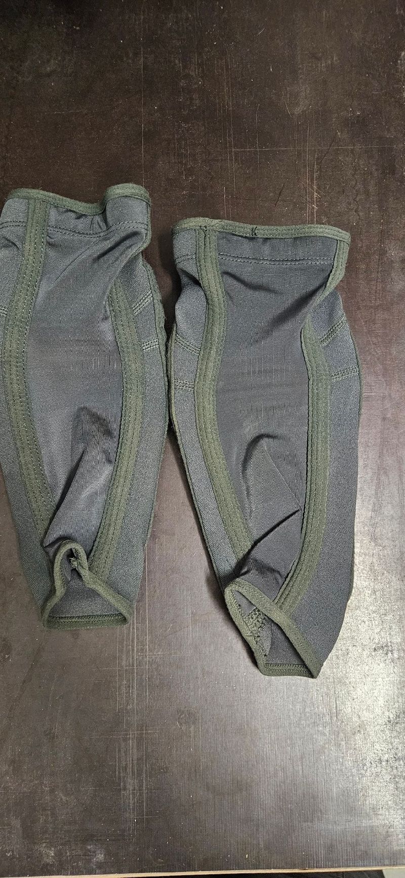 Gebrauchtes Fox Ellbow Pads 2024 bike — Bild 3 von 3