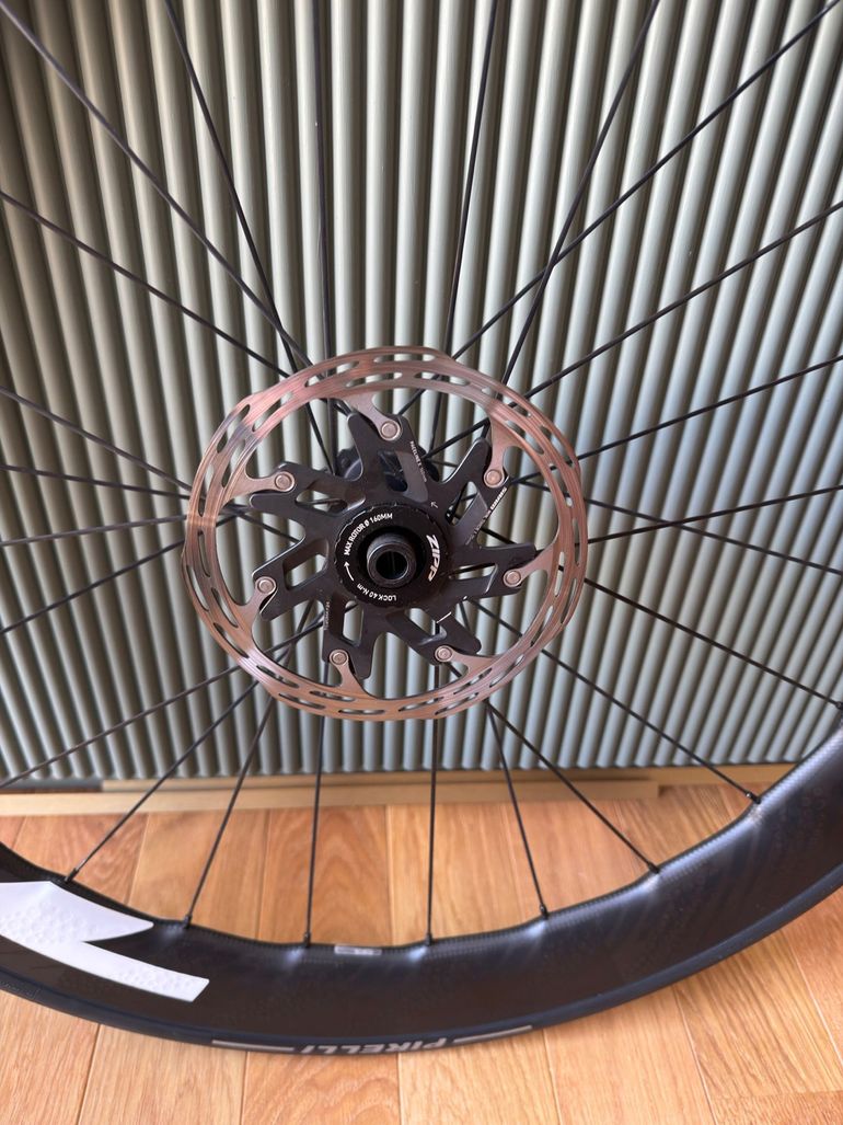 Used Zipp 454 NSW Tubeless Disc-brake 2024 bike — image 13 of 13