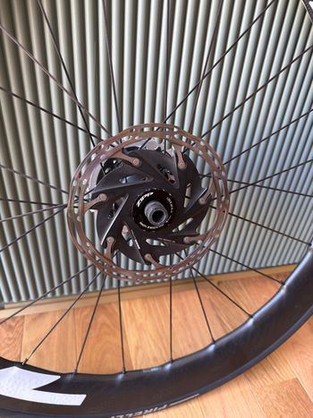 Used Zipp 454 NSW Tubeless Disc-brake 2024 bike — image 7 of 13