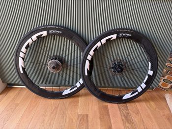 Used Zipp 454 NSW Tubeless Disc-brake 2024 bike