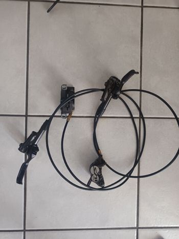 Used Shimano Saint BR-M820 Disc Brakes 2025 bike