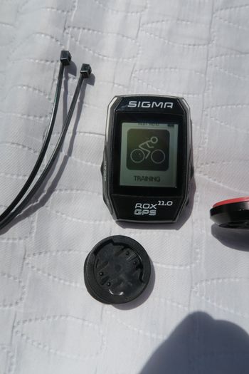 Used Sigma ROX 11.0 GPS Fahrradcomputer 2020 bike — image 4 of 6