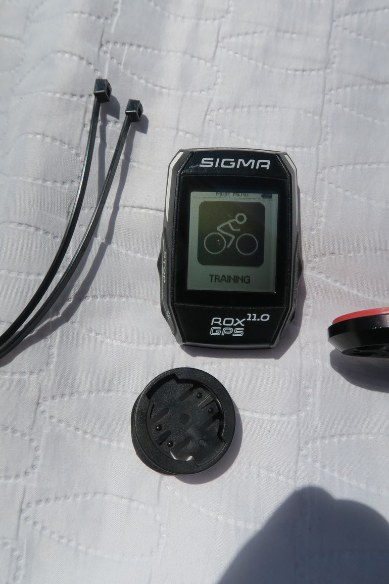 Used Sigma ROX 11.0 GPS Fahrradcomputer 2020 bike — image 4 of 6