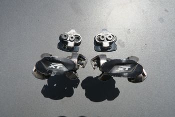 Used Shimano XT PD-M8000 Pedals bike — image 2 of 5