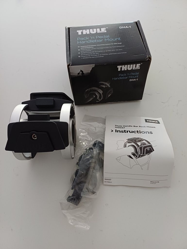 Used Thule Pack ’n Pedal Handlebar Mount bike — image 4 of 8