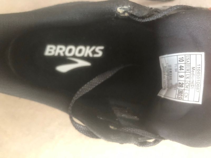 Used Brooks Launch 11 2025 bike — image 3 of 4