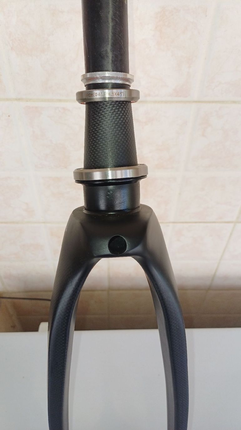 Used Pinarello F8 Fork 2022 bike — image 4 of 13
