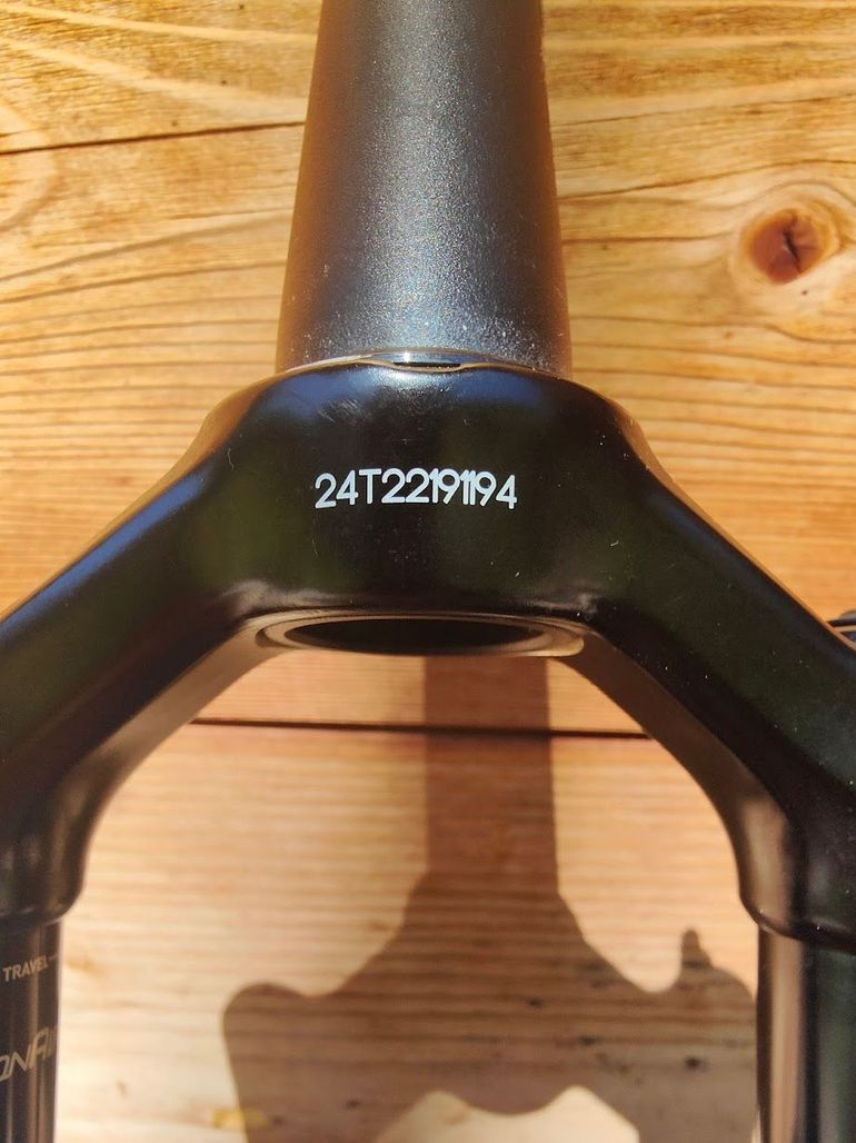 Used RockShox SID Ultimate Crown 120 29 2P 2023 bike — image 3 of 10