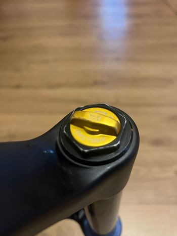 Used Öhlins RXF 36 Coil Fork 2023 bike — image 9 of 10