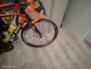 Used Mavic Cosmic Elite 2025 bike — image 2 of 5