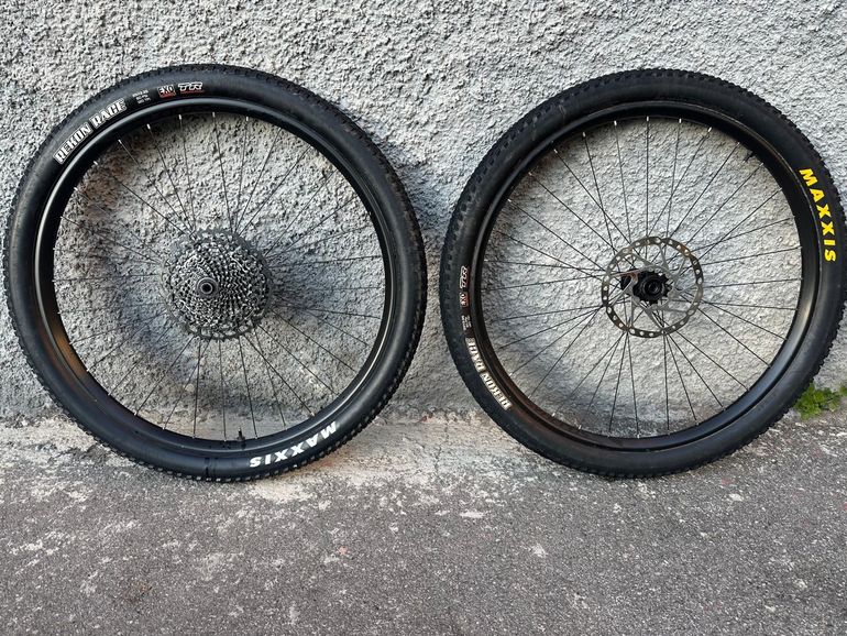 Used Syncros x-30 se 2025 bike — image 3 of 4