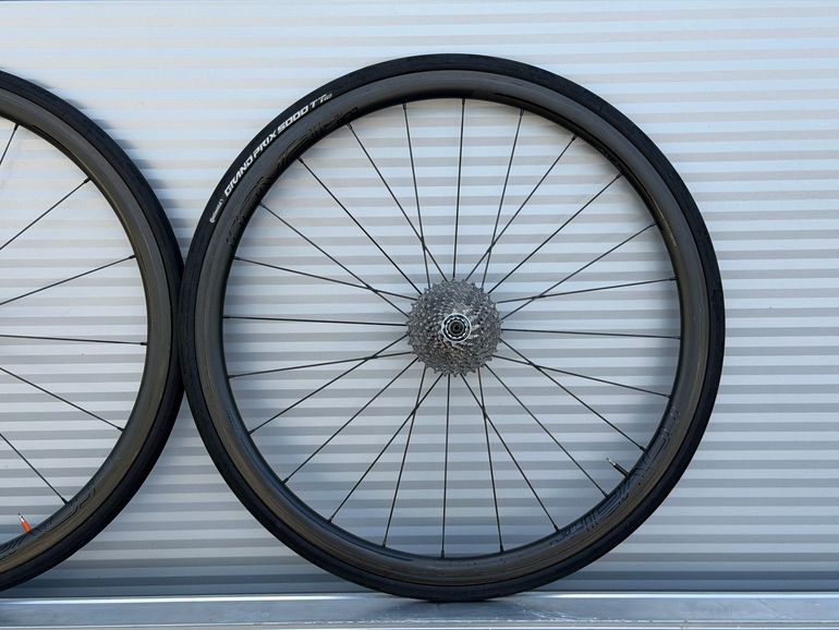 Used Roval Rapide CLX 32 2020 bike — image 5 of 11