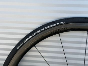 Used Roval Rapide CLX 32 2020 bike — image 7 of 11