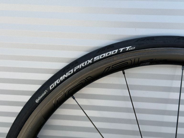 Used Roval Rapide CLX 32 2020 bike — image 7 of 11