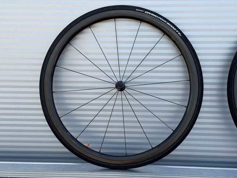 Used Roval Rapide CLX 32 2020 bike — image 1 of 11