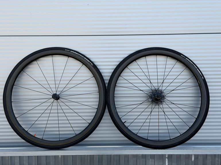 Used Roval Rapide CLX 32 2020 bike — image 3 of 11