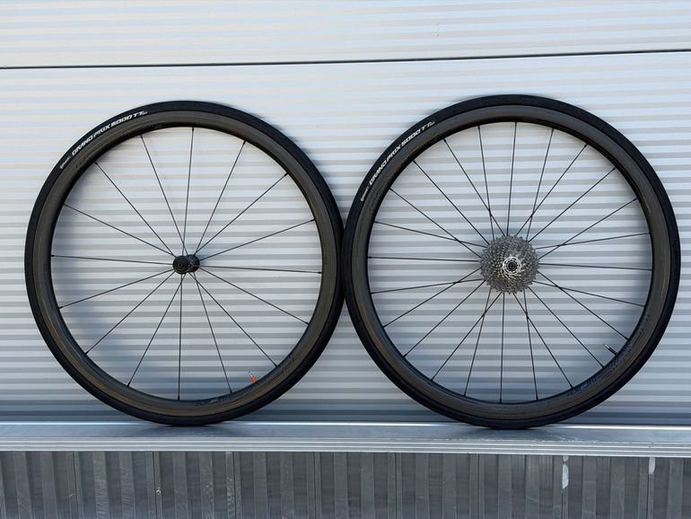 Used Roval Rapide CLX 32 2020 bike — image 9 of 11