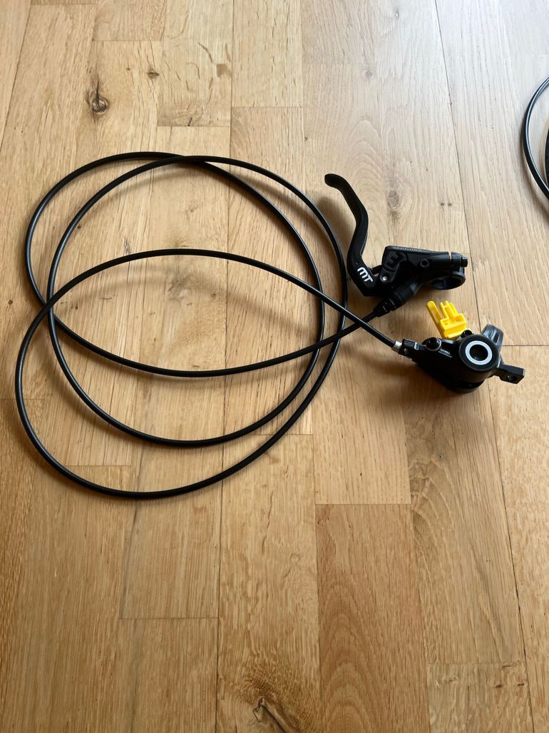 Used Magura mt4 2026 bike — image 3 of 4