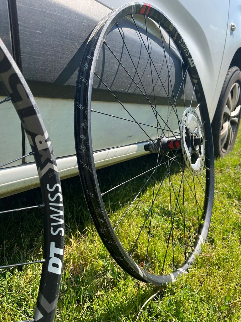 Used Dt Swiss XR 1501 bike — image 2 of 6