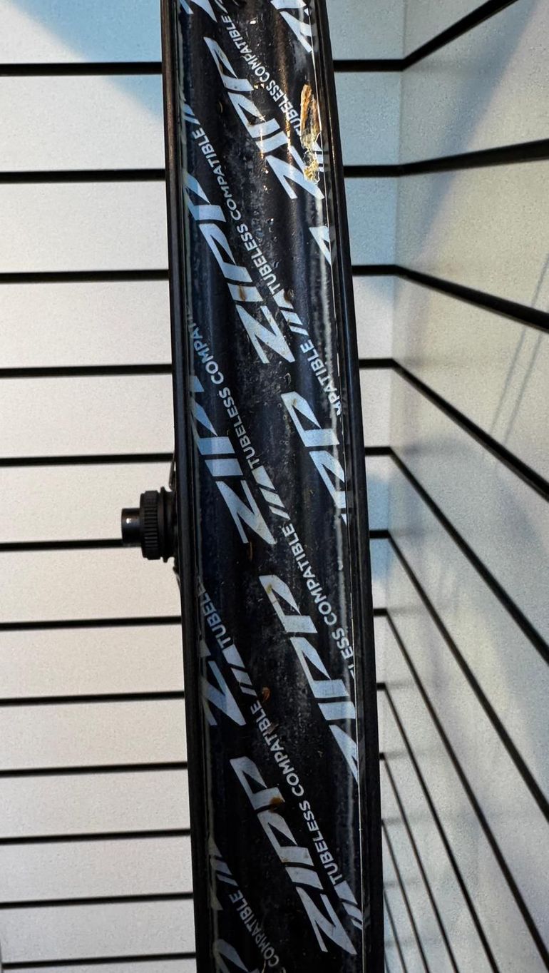 Used Zipp Ruota Anteriore 454 NSW 2024 bike — image 4 of 4