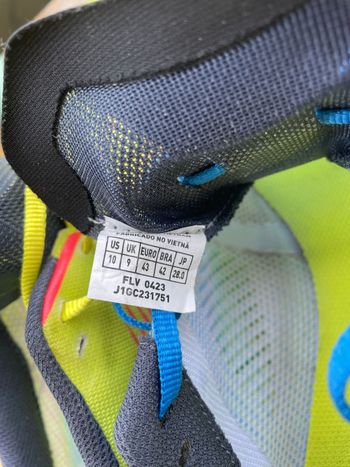 Used Mizuno Wave Rebellion Pro 2024 bike — image 3 of 6