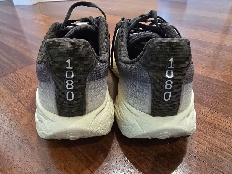 Used New Balance Fresh Foam X 1080v14 2025 bike — image 3 of 5