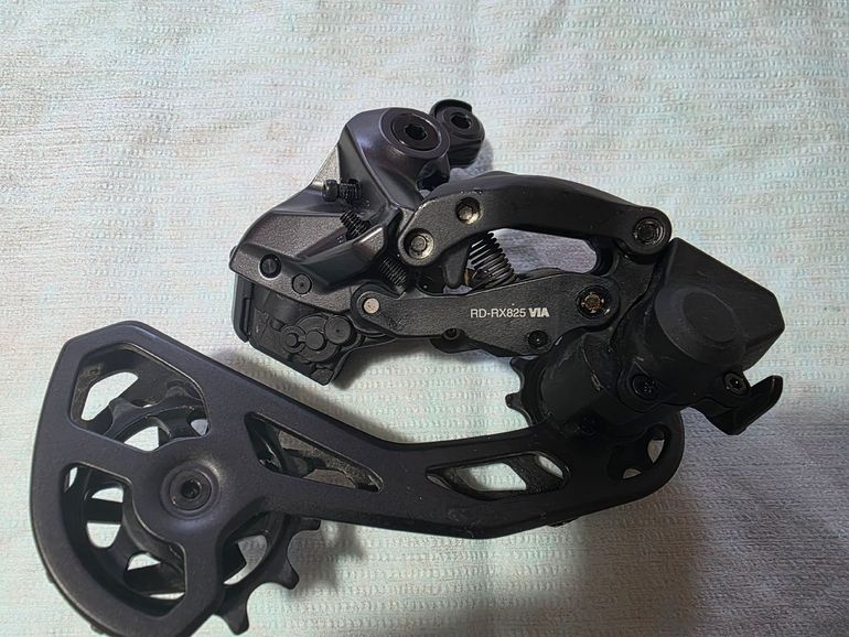 Used Shimano GRX Derailleur RX825 Di2 2025 bike — image 2 of 3