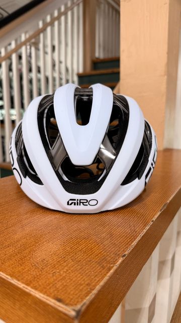 Used Giro Aries Spherical Helmet 2026 bike — image 3 of 14