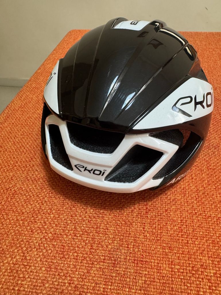 Used Ekoi AR13 Evo Helmet 2023 bike — image 2 of 4