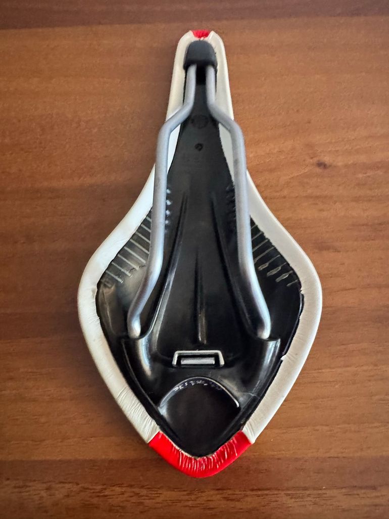 Used Fizik Arione Wing Flex bike — image 1 of 4