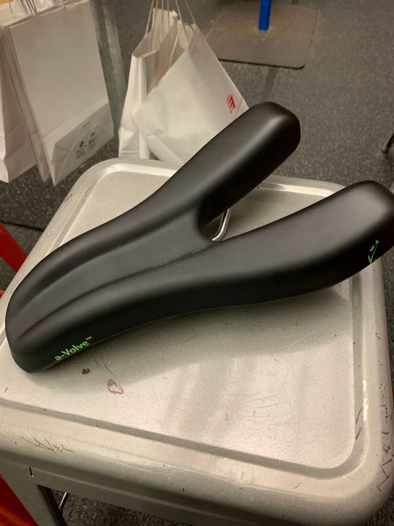 Used e-volve v2-o2 bike — image 1 of 4