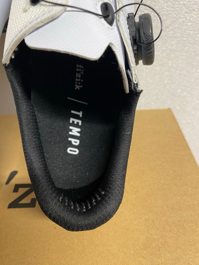Used Fizik Tempo Overcurve R4 2026 bike — image 6 of 13