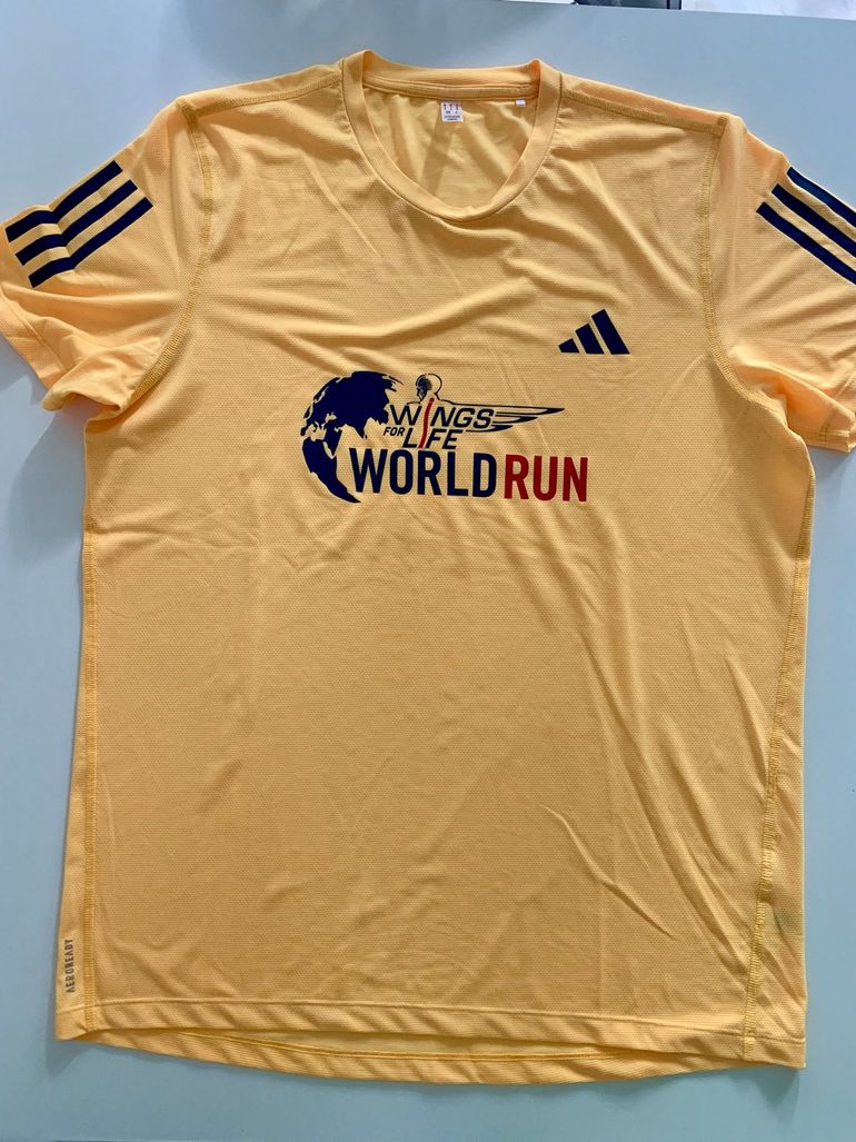 Used Adidas maglia running 2025 bike — image 1 of 2