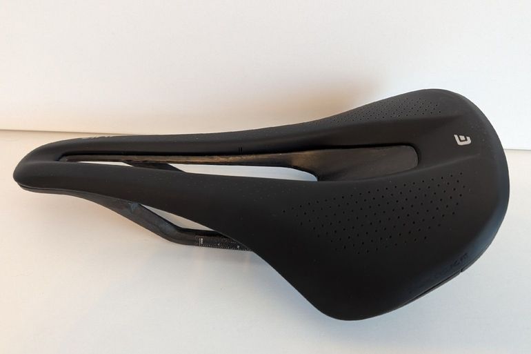 Used Cadex AMP Sattel 2025 bike — image 1 of 7